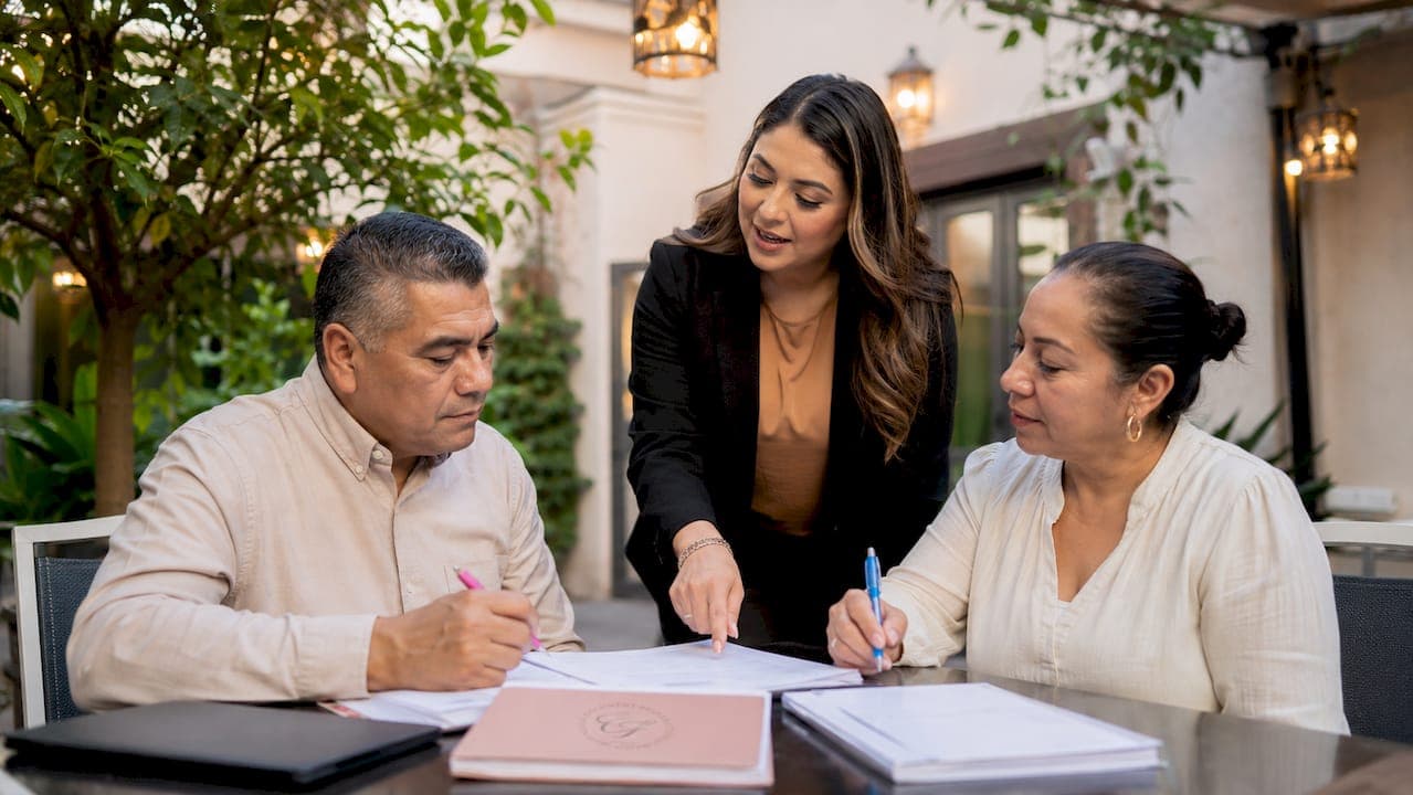 The Role of Bilingual Paralegal Explained for Clients